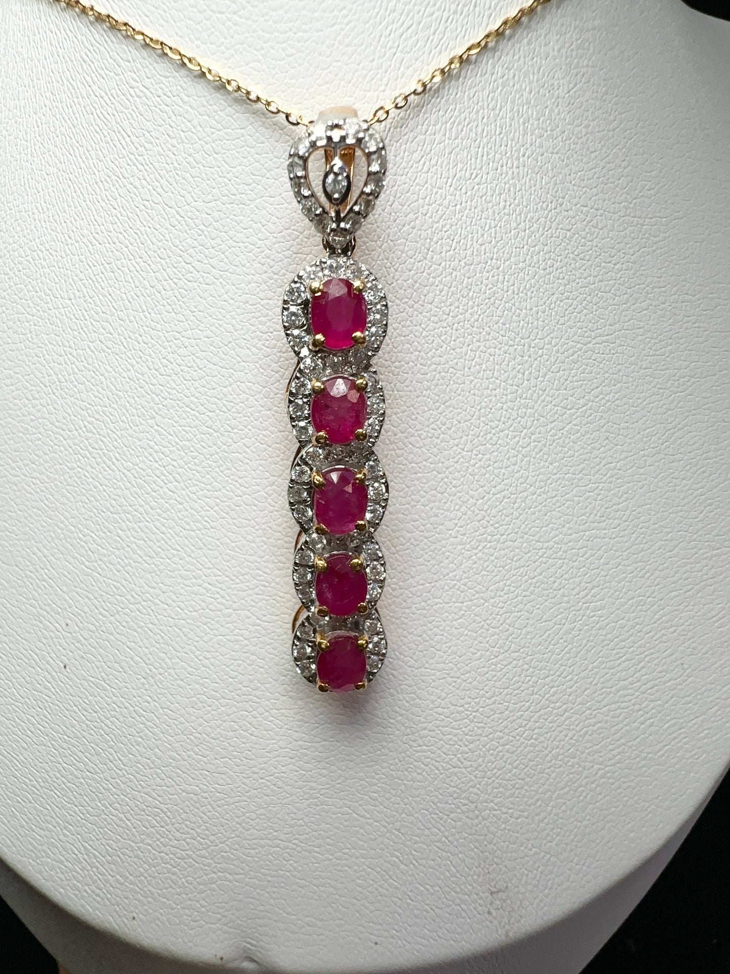 TOTAL 2.67CT Burmese Unheated Rubies and Natural Diamonds pendant in 20K Solid Gold