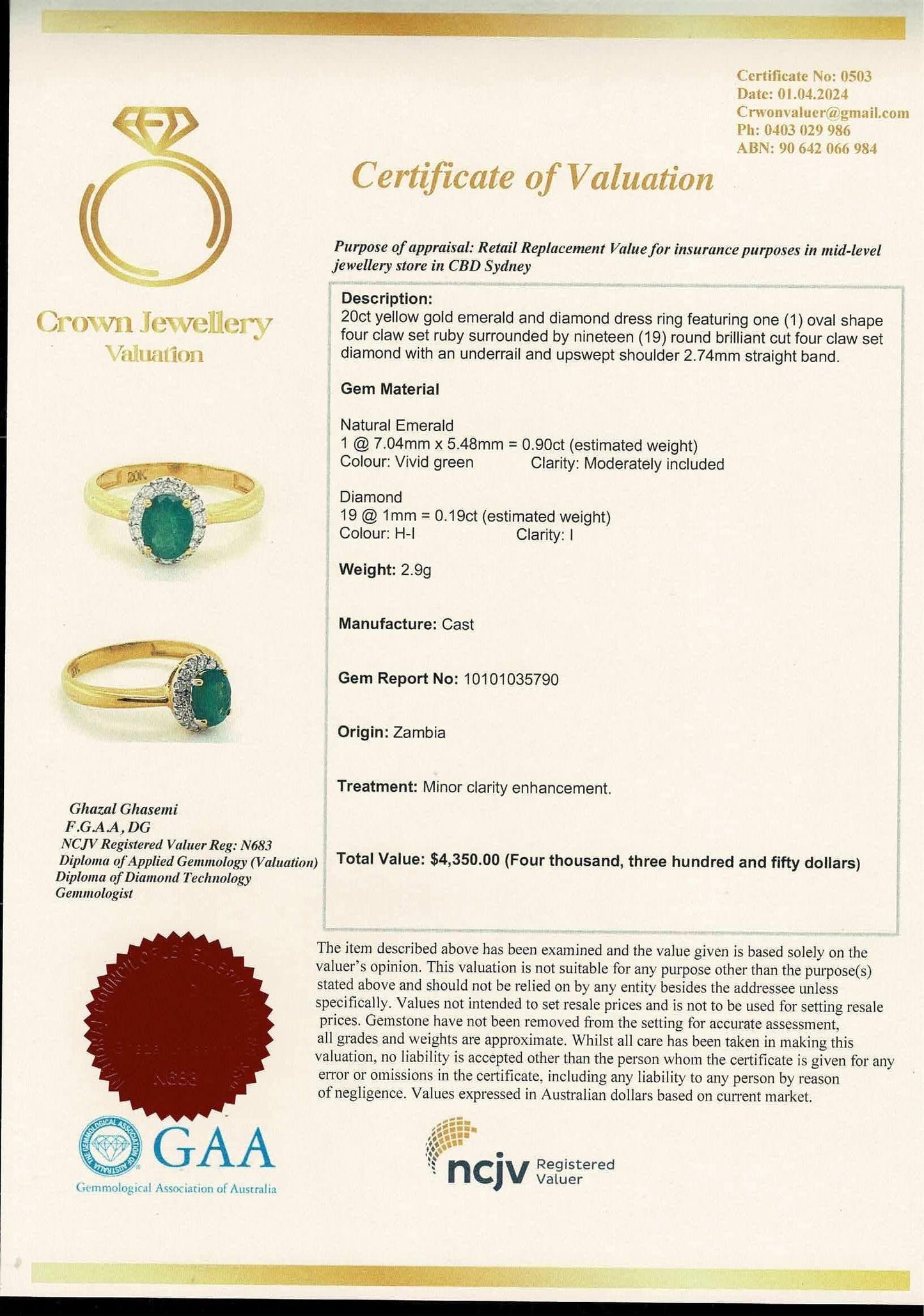 Beautiful Natural Emerald Ring in 20K solid gold, with Natural Diamonds