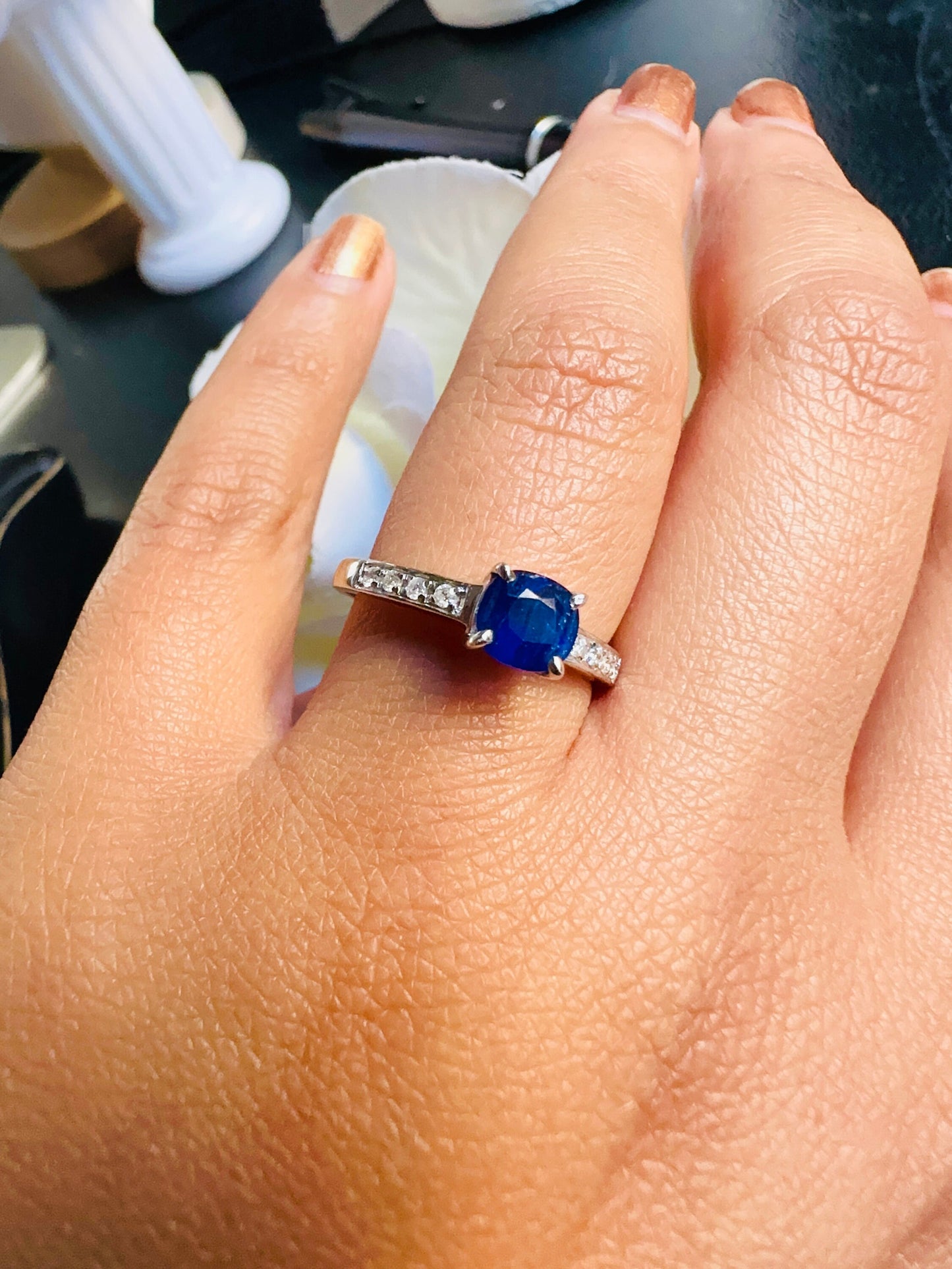 Burmese Natural Unheated Sapphire and Natural Diamonds Ring in 20K Solid White Gold