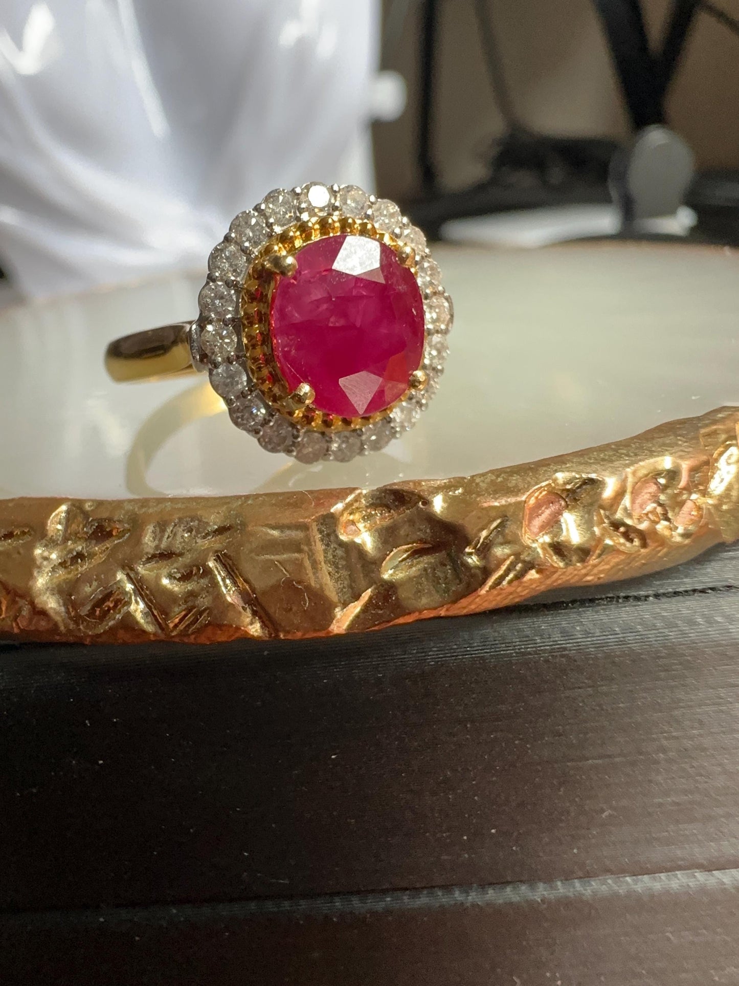 2 Ways Style - Ring or Pendant with Burmese Natural Unheated Ruby (2.5 Carats) and Natural Diamonds
