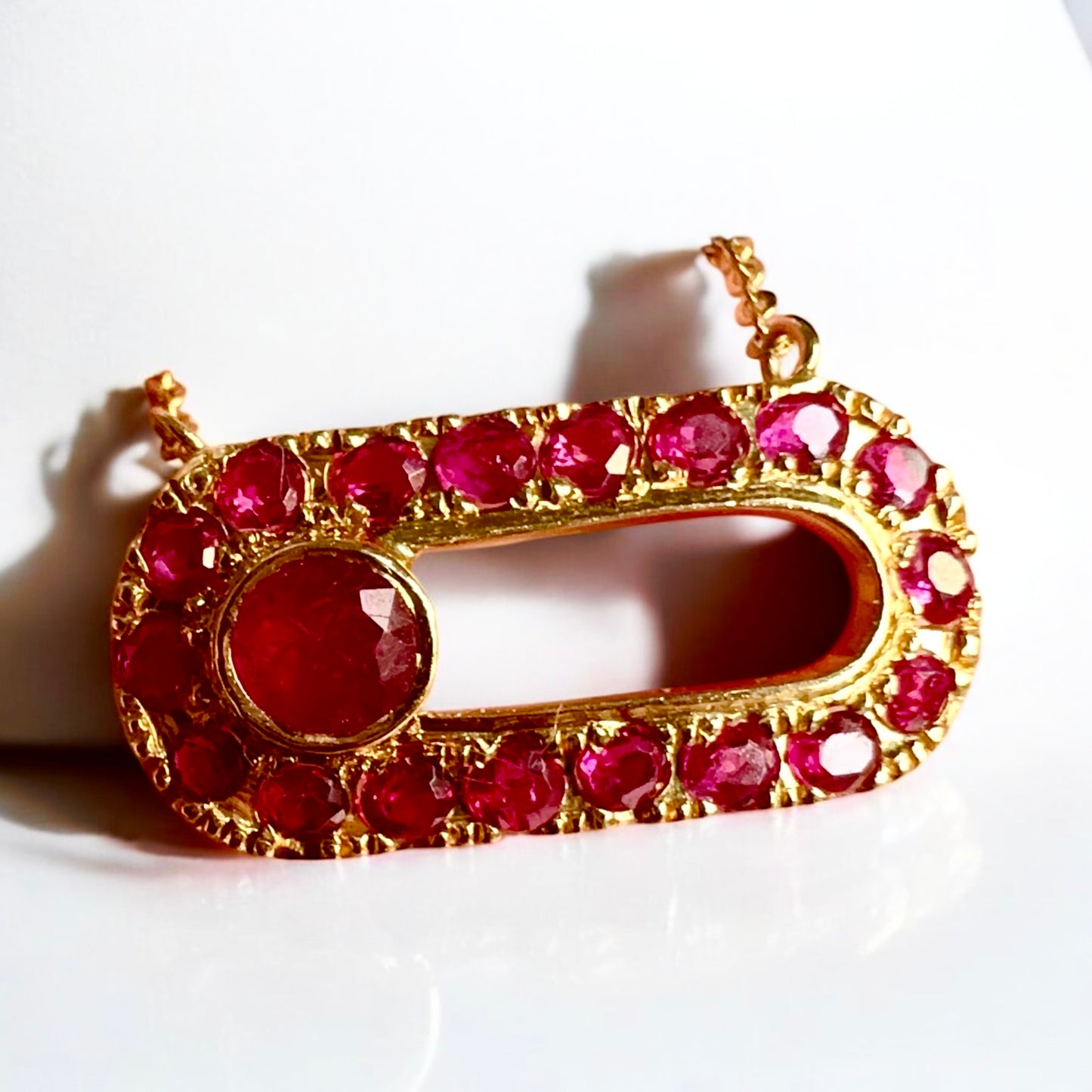 Natural Unheated Burmese Ruby (2.15CT) Pendant Necklace in 20K Solid Gold.