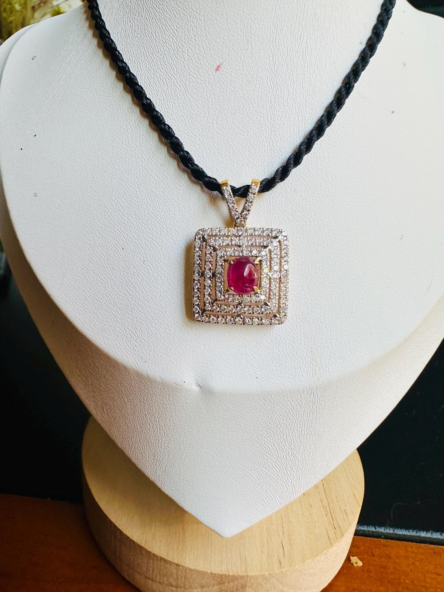 Natural Unheated Cabochon Burma Ruby (1.5CT) and Natural Diamonds in 20K Solid Gold Pendant