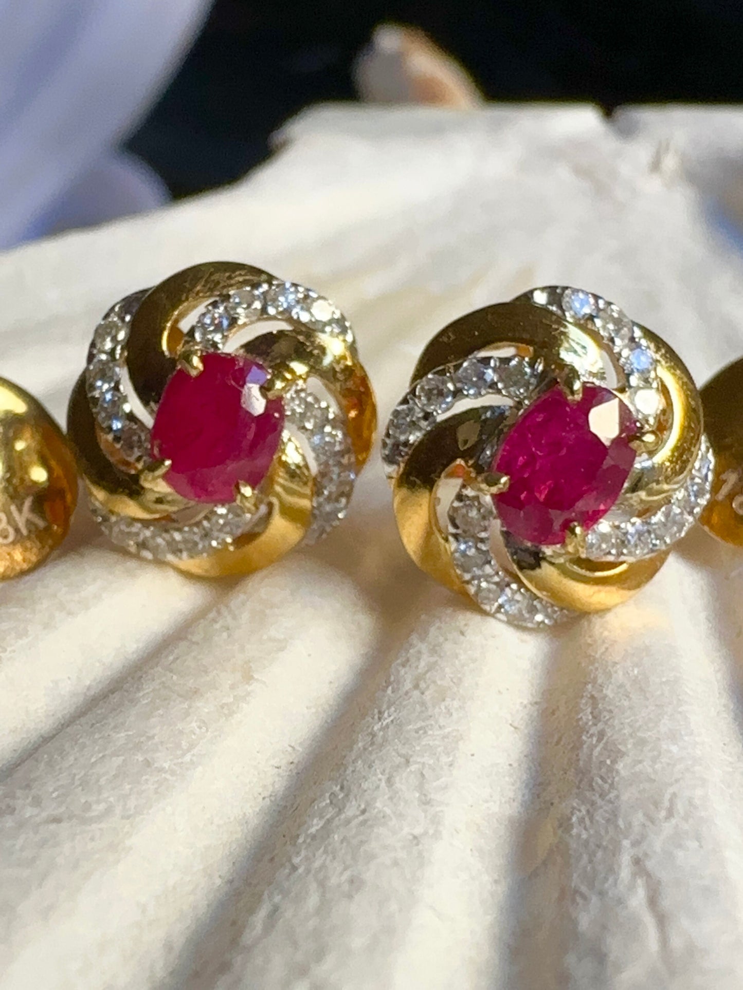 Burmese Natural Unheated Ruby and Natural Diamonds Earrings (1.28CT) in 18K Solid Yellow Gold
