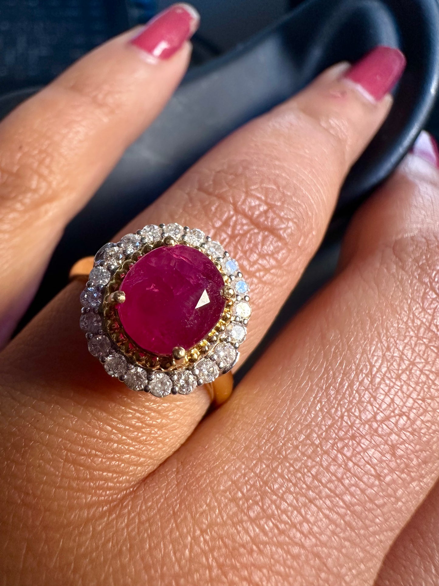 2 Ways Style - Ring or Pendant with Burmese Natural Unheated Ruby (2.5 Carats) and Natural Diamonds