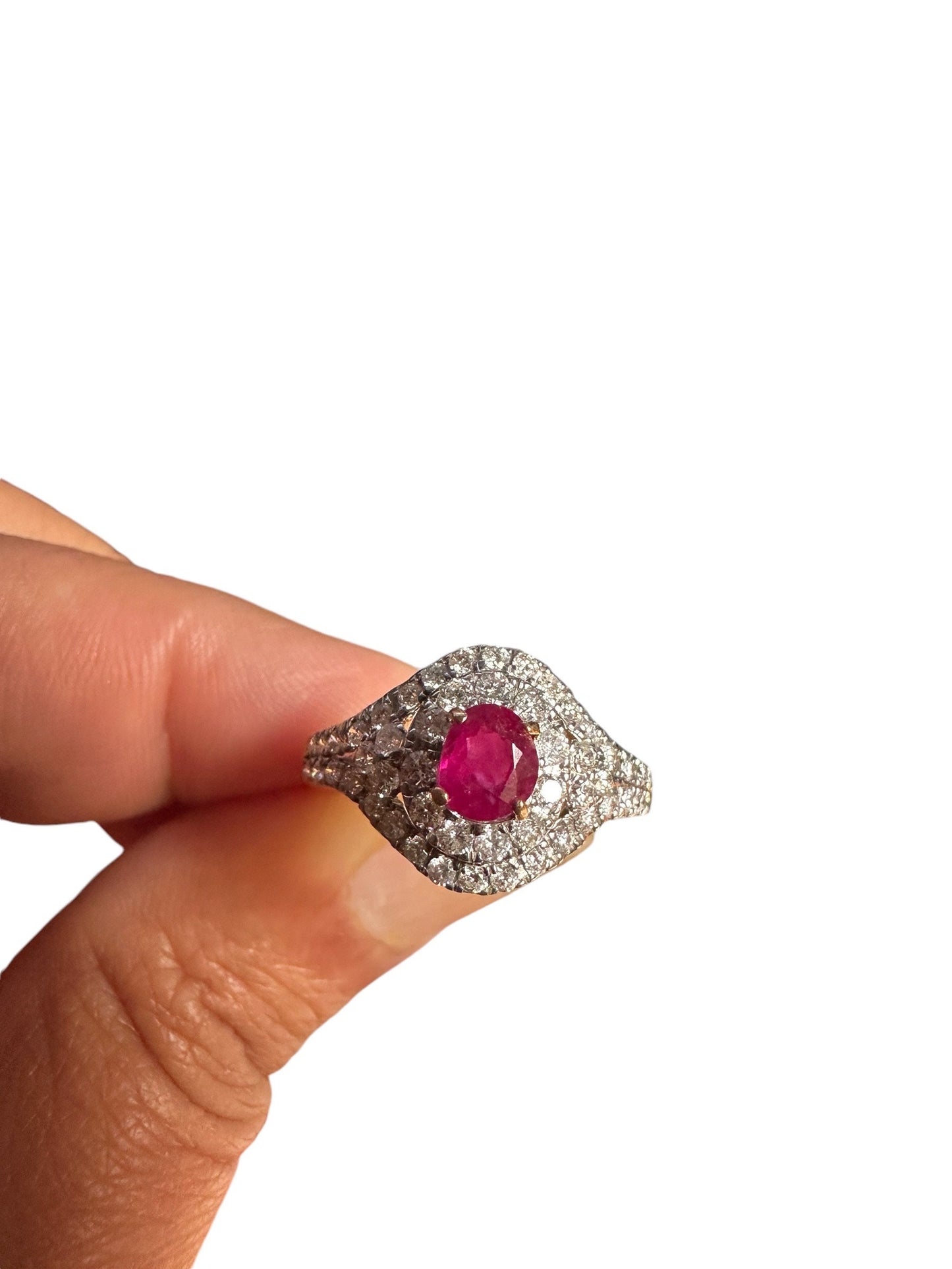 Natural Unheated Burmese Sapphires and Diamonds Earring with 20K Solid Gold