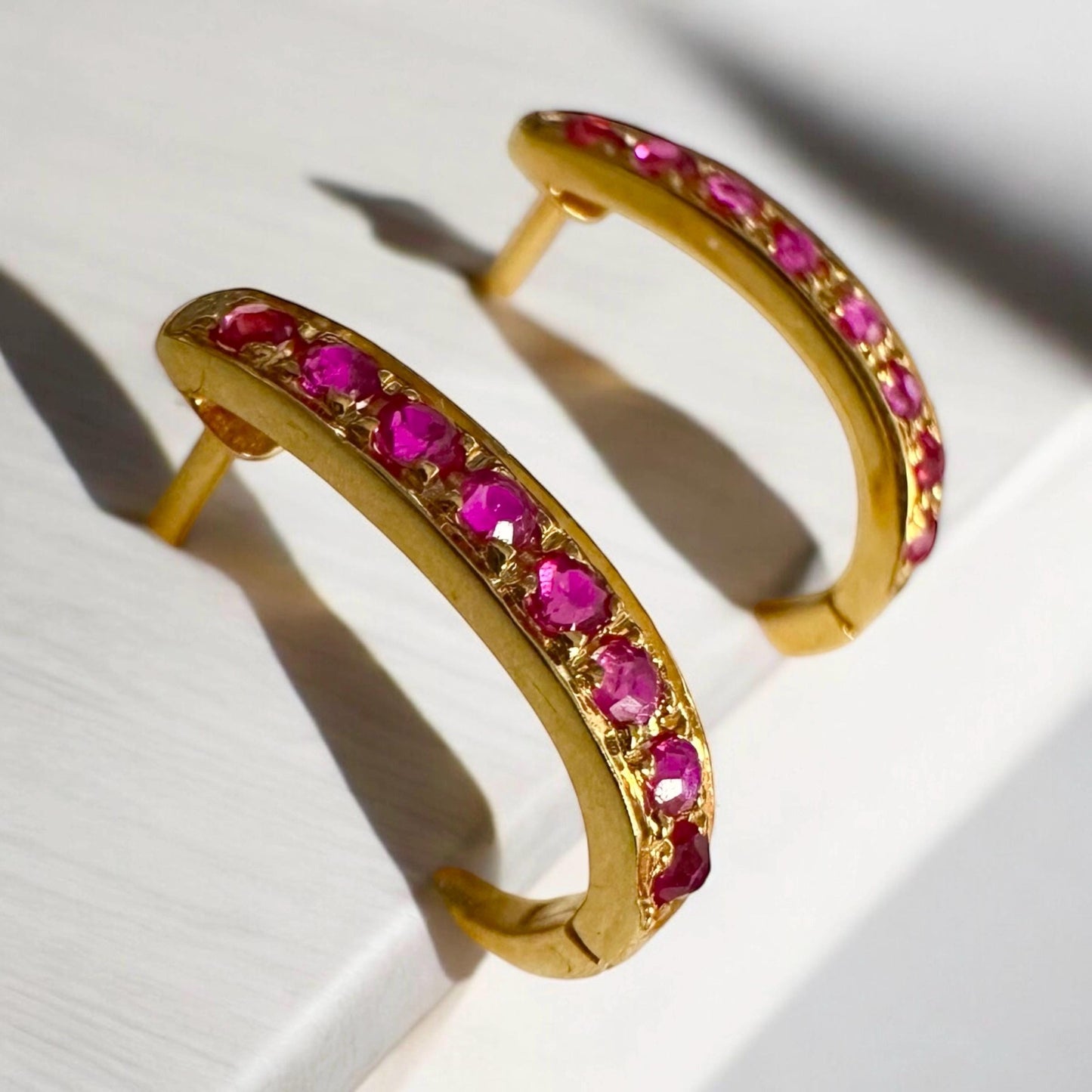 Natural Unheated Burmese Ruby (1.5CT) in 20K Solid Yellow Gold Earrings