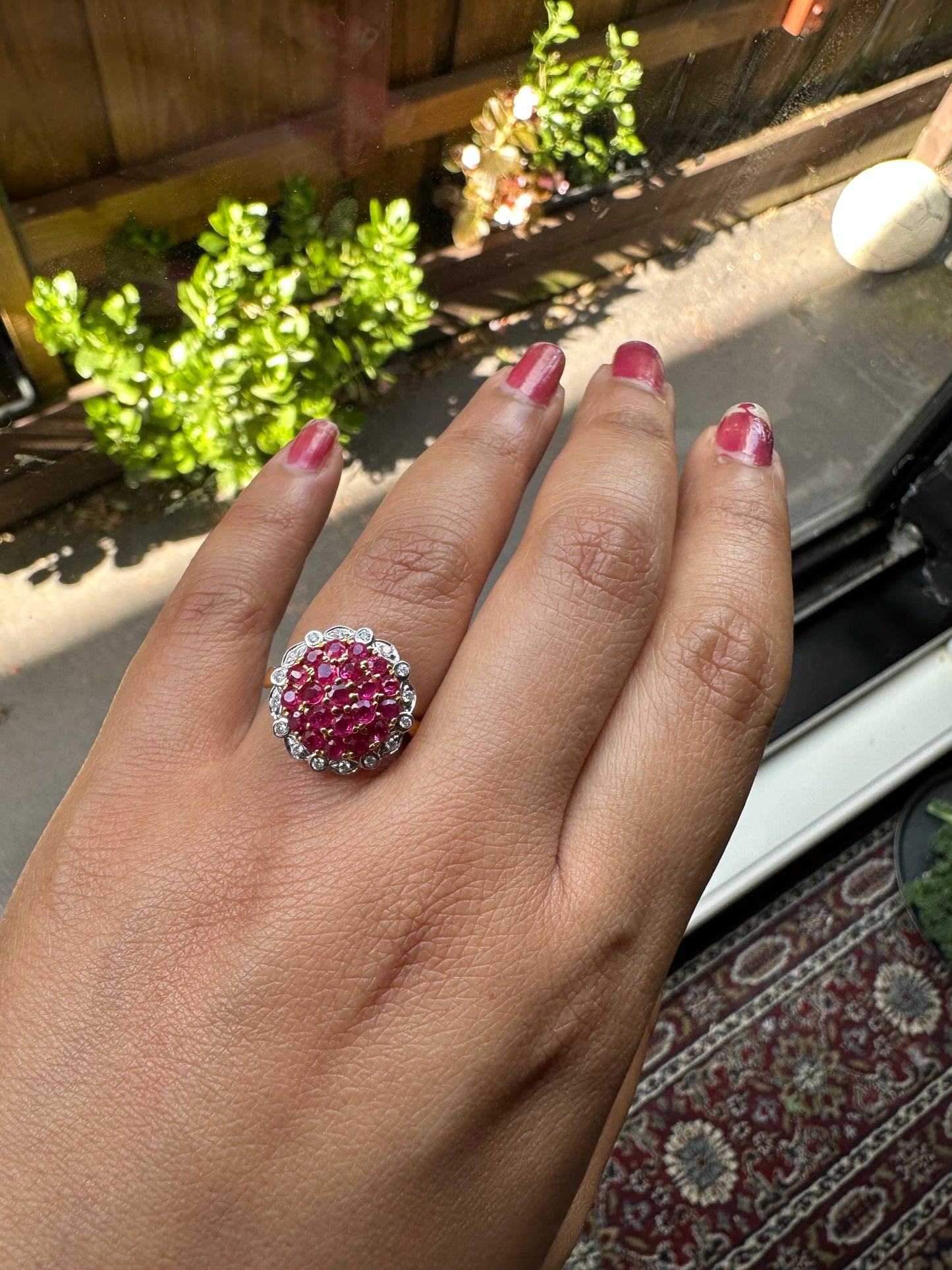 Pigeon Blood-Red Natural Unheated Burmese Ruby Sunburst Cluster Ring | Natural Diamonds | 20K Solid Gold