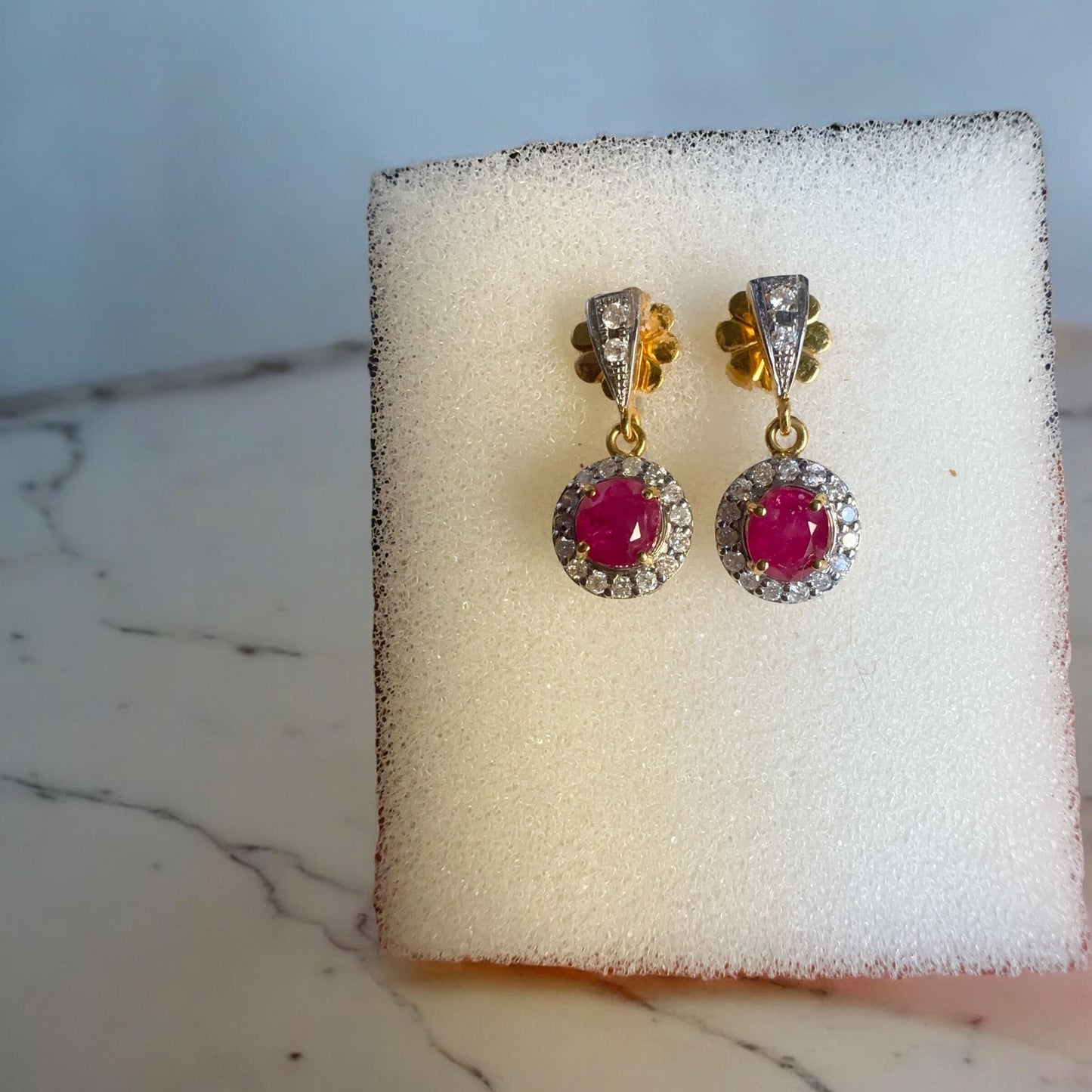Teardrop style Natural unheated Burmese ruby (2CT) and natural diamond earrings in 20K solid gold