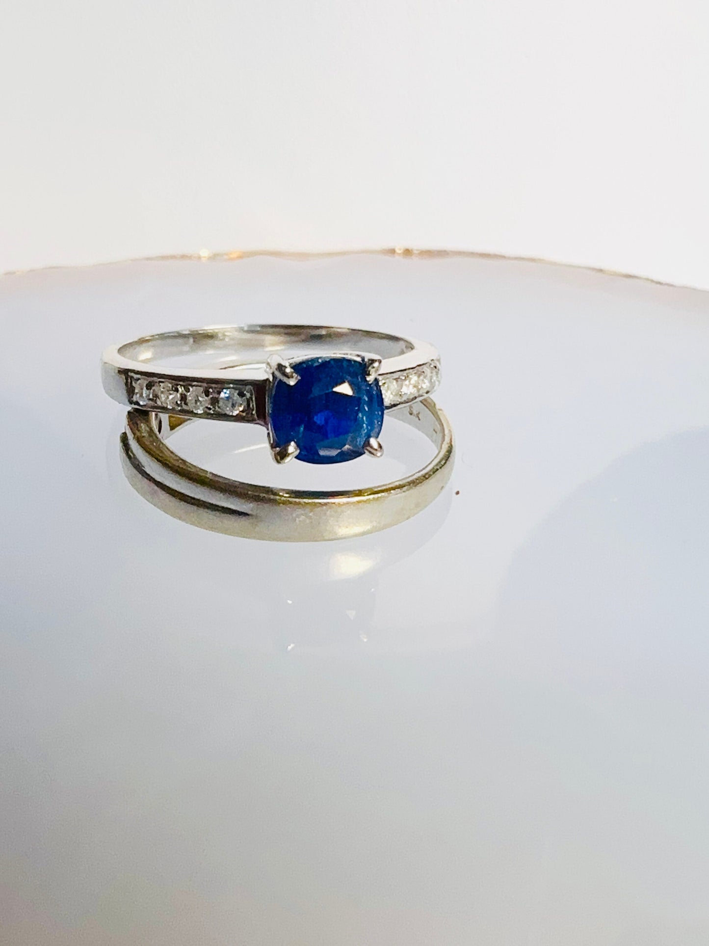 Burmese Natural Unheated Sapphire and Natural Diamonds Ring in 20K Solid White Gold