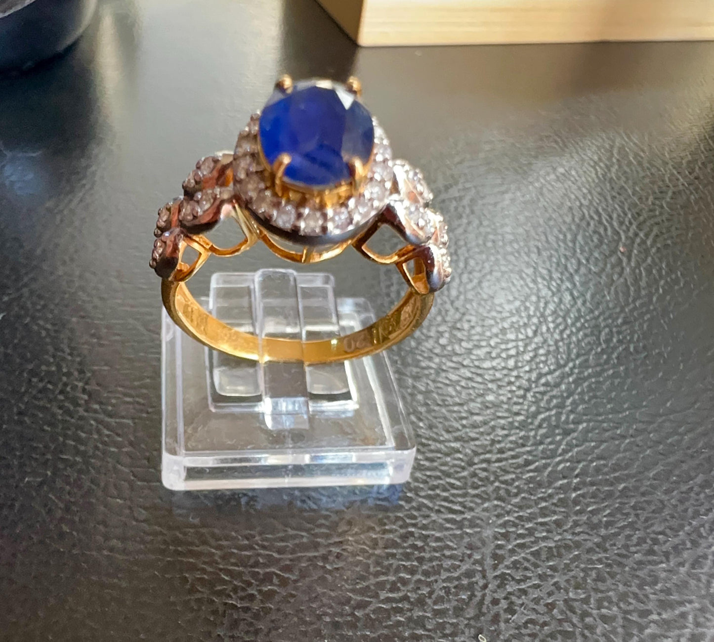 Full 2 Carats of Natural Unheated Sapphire and natural Diamond Ring in 20K Solid Gold