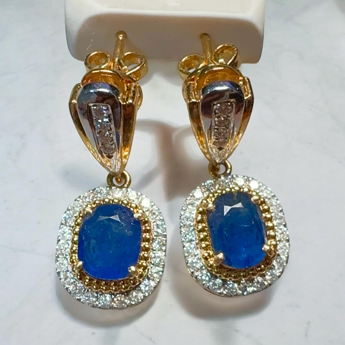 Total 2.5 CT Natural Unheated Sapphires & Diamond Earring with 18K Solid Gold