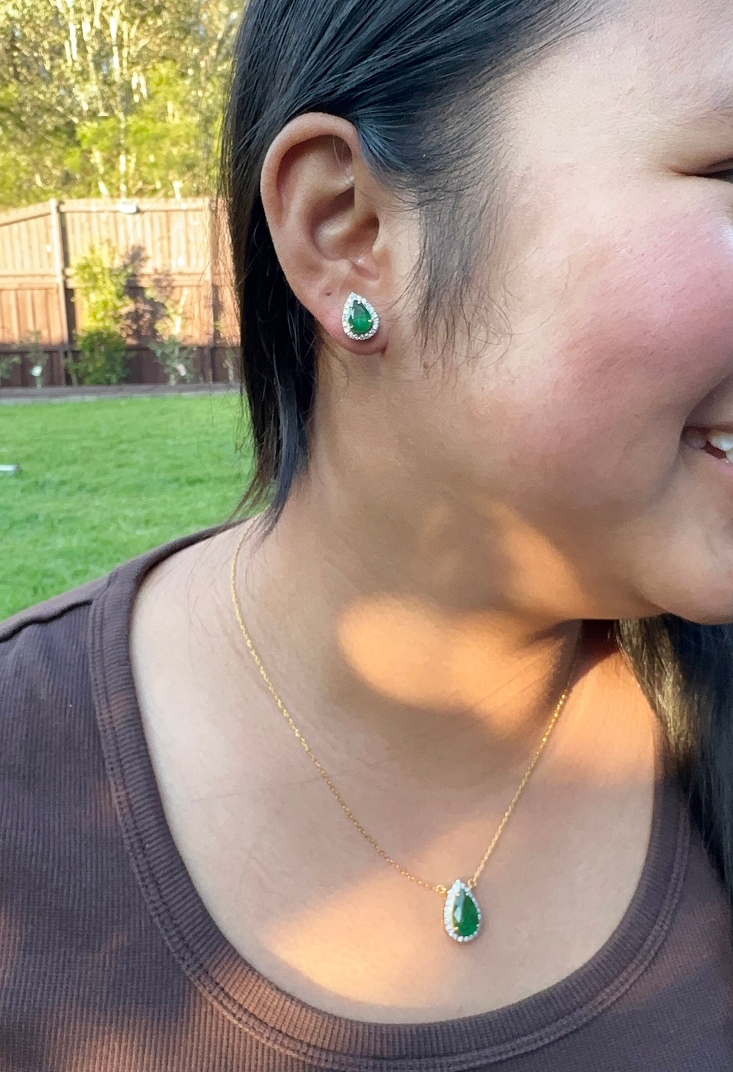 Beautiful Natural Emerald and Natural Diamonds Earrings, Rink and Necklace Set