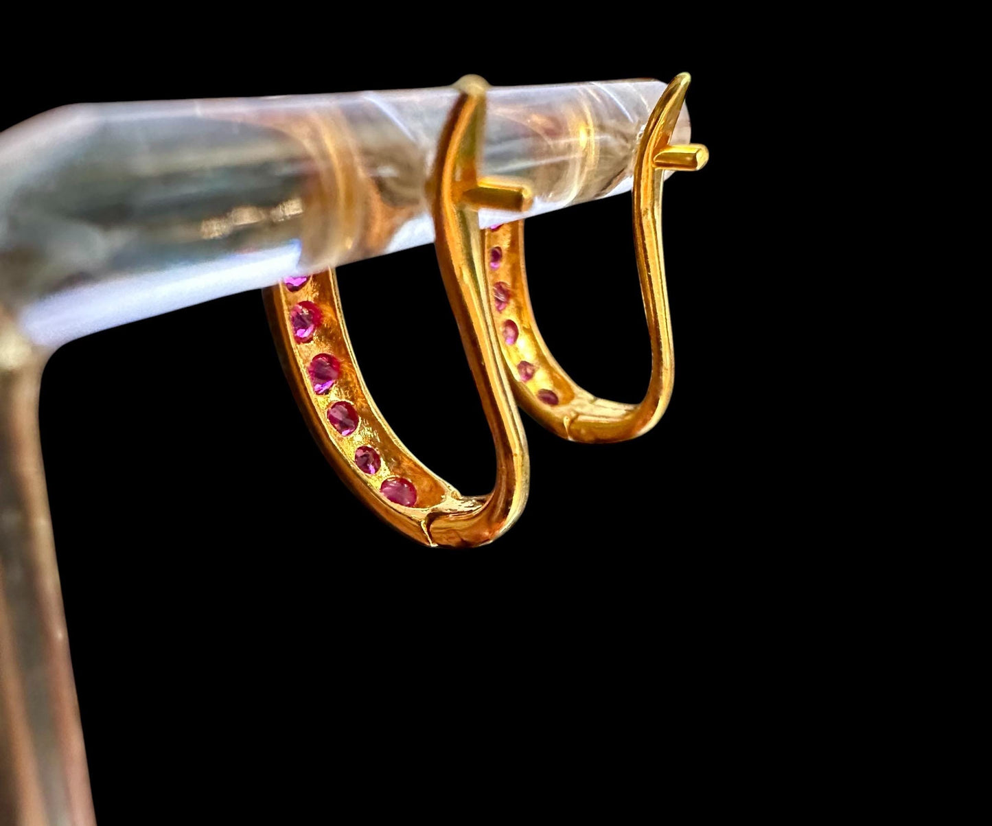 Natural Unheated Burmese Ruby (1.5CT) in 20K Solid Yellow Gold Earrings