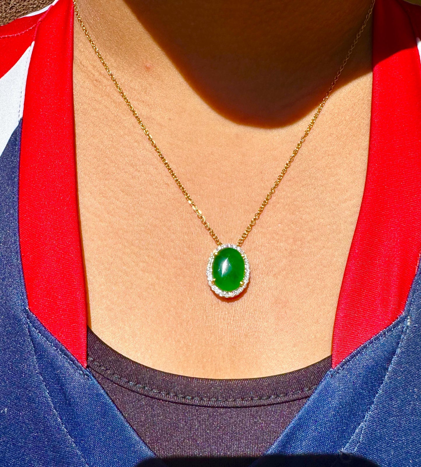 Two way of Pendant or Ring in Natural Unheated Burmese Jadeite Jade(Type A) (6CT) with Natural Diamonds and 18K Solid Gold.