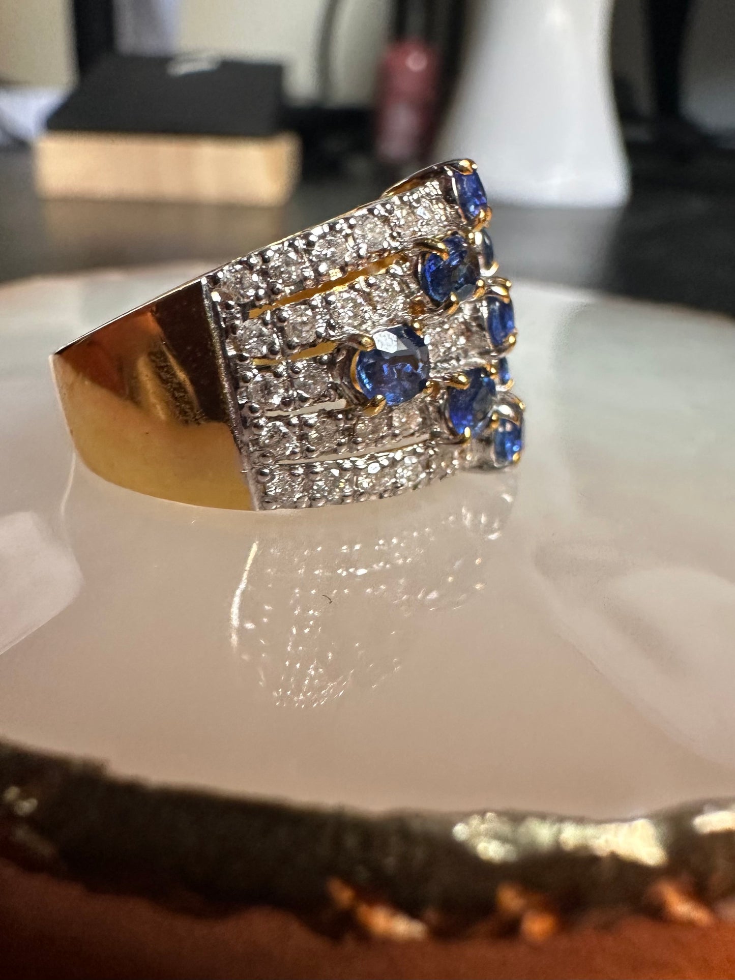 Unisex Natural Diamonds and Natural Unheated Sapphires (2CT) Ring in 20K Solid Gold