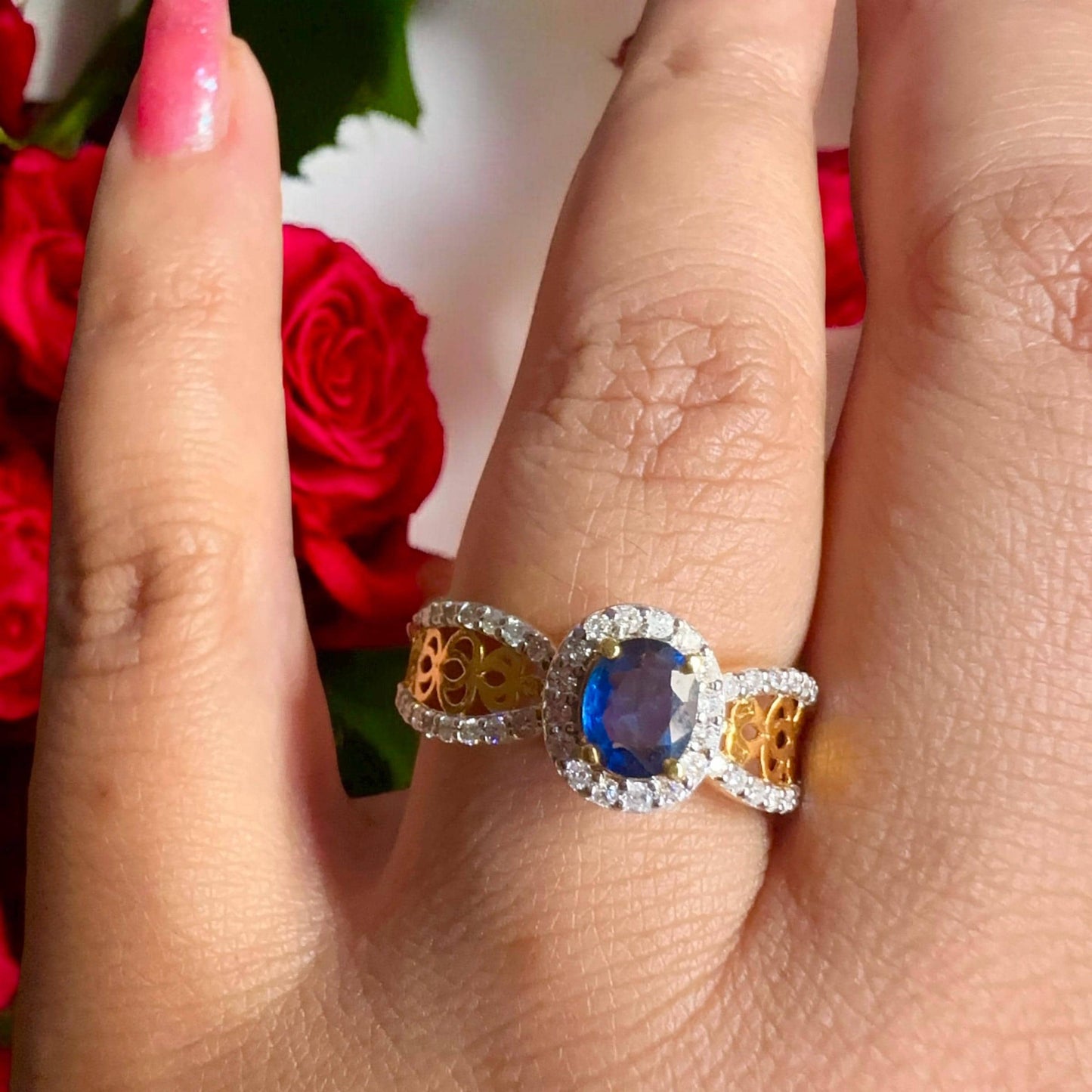 Natural Unheated Sapphire and Natural Diamond Ring in 20K Solid Gold