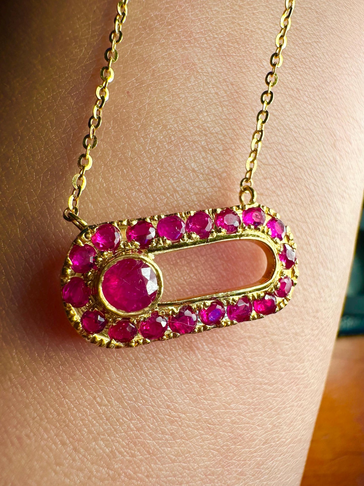 Natural Unheated Burmese Ruby (2.15CT) Pendant Necklace in 20K Solid Gold.