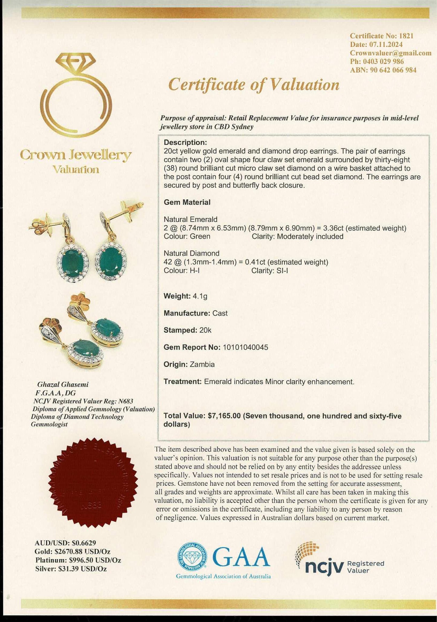 Natural Emerald and Natural Diamonds Earrings and Pendant Set in 20K Solid Gold
