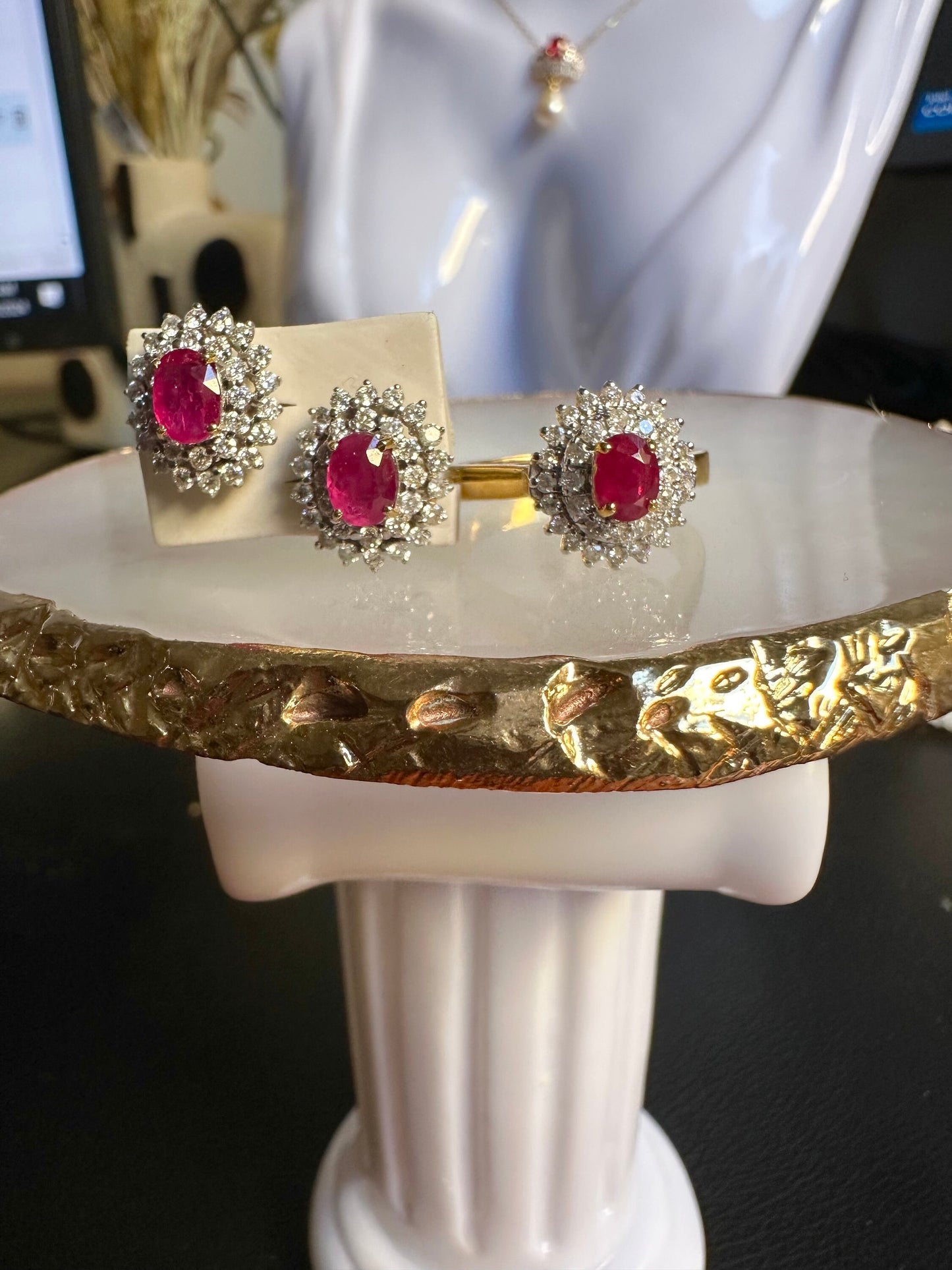Burmese Natural Unheated Ruby and Natural Diamonds Ring in 20K Solid Gold