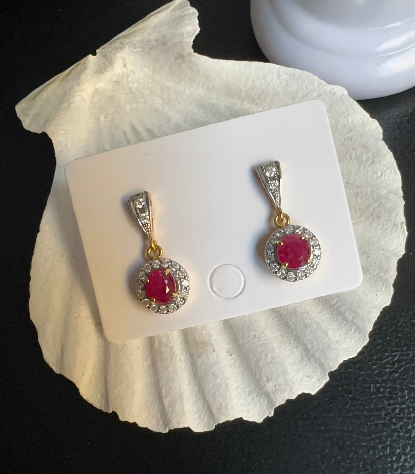 Teardrop style Natural unheated Burmese ruby (2CT) and natural diamond earrings in 20K solid gold