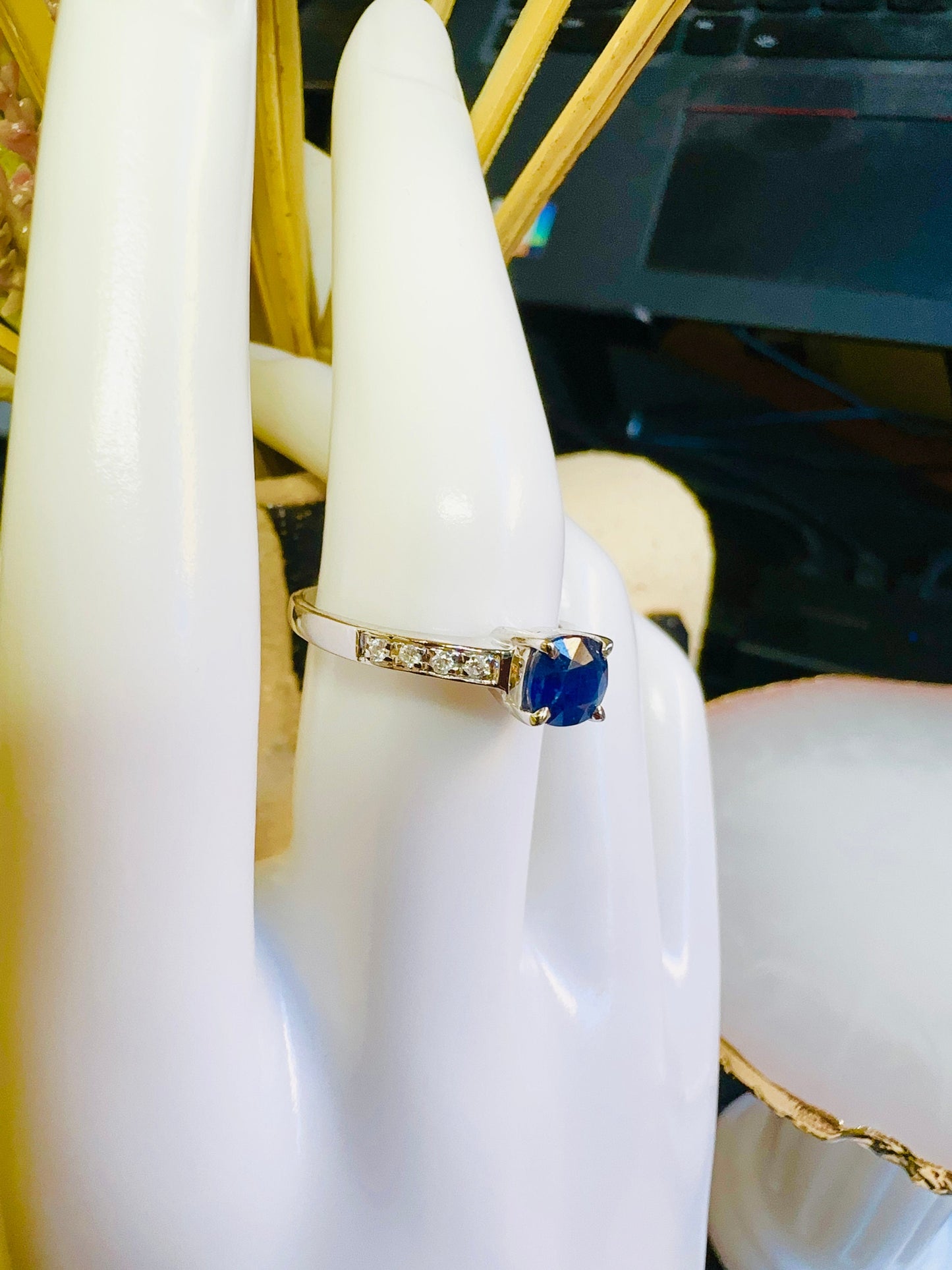 Burmese Natural Unheated Sapphire and Natural Diamonds Ring in 20K Solid White Gold