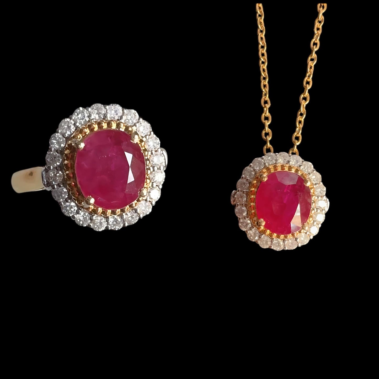 2 Ways Style - Ring or Pendant with Burmese Natural Unheated Ruby (2.5 Carats) and Natural Diamonds