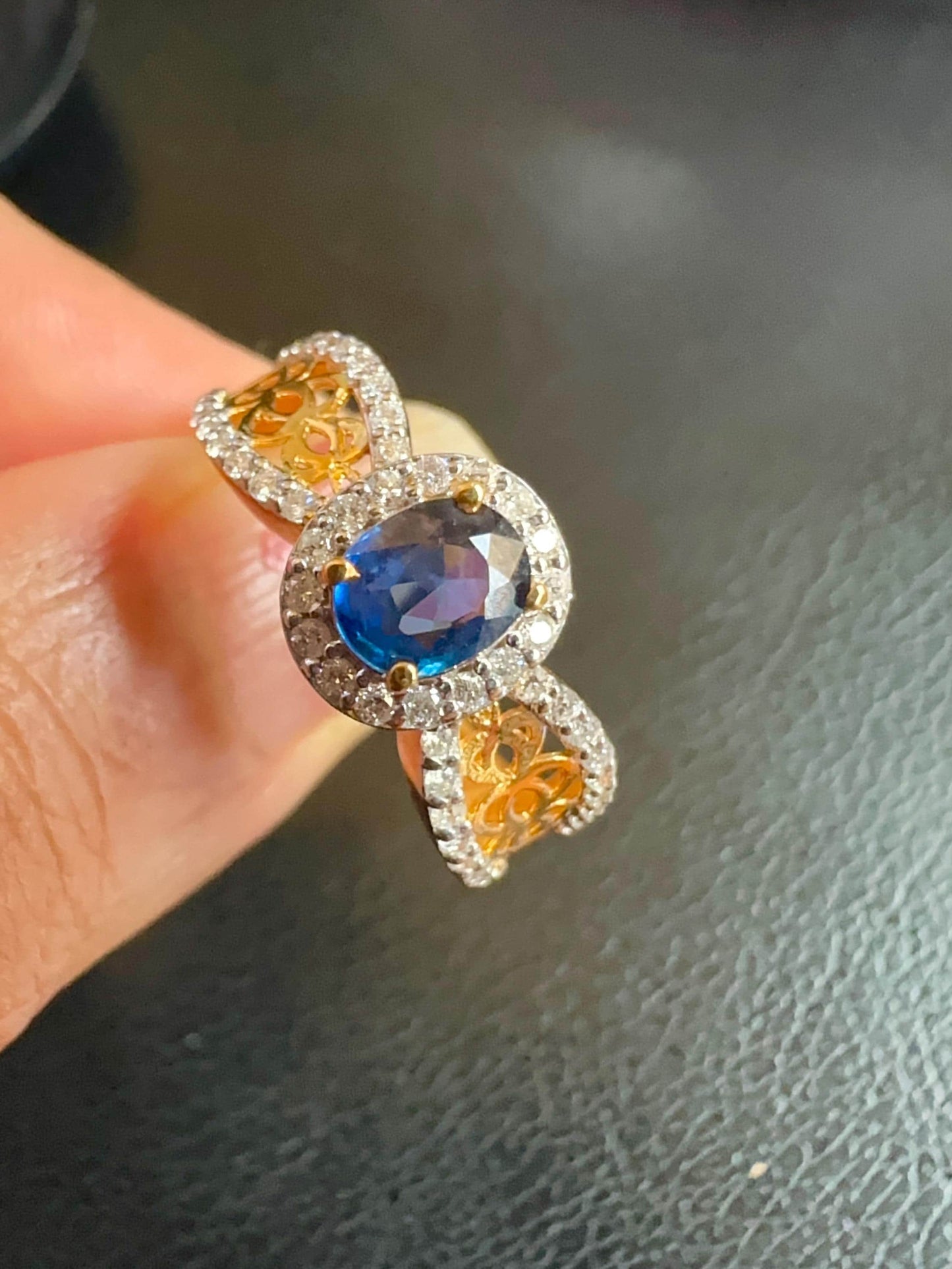 Natural Unheated Sapphire and Natural Diamond Ring in 20K Solid Gold