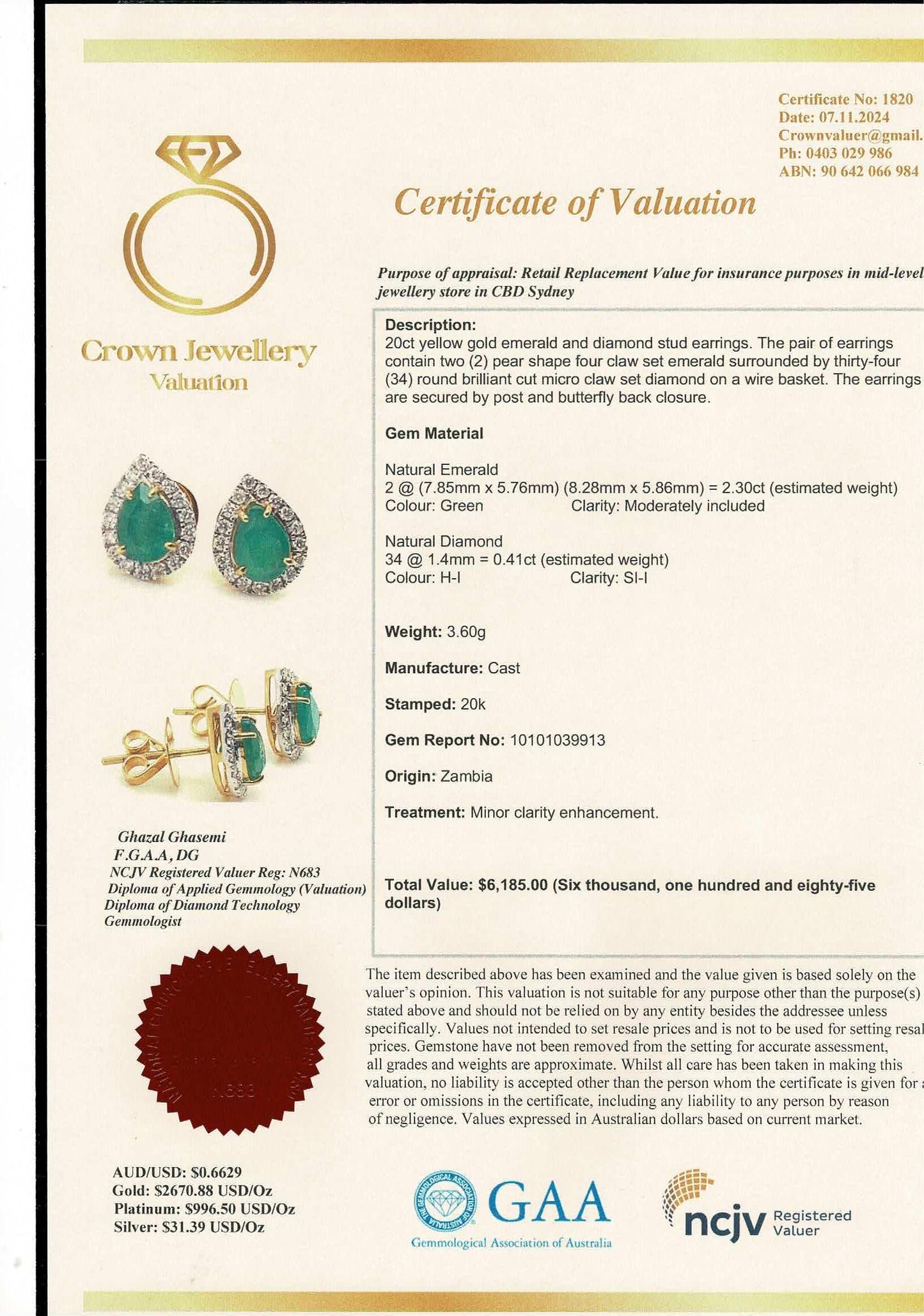 Beautiful Natural Emerald and Natural Diamonds Earrings and Necklace Set