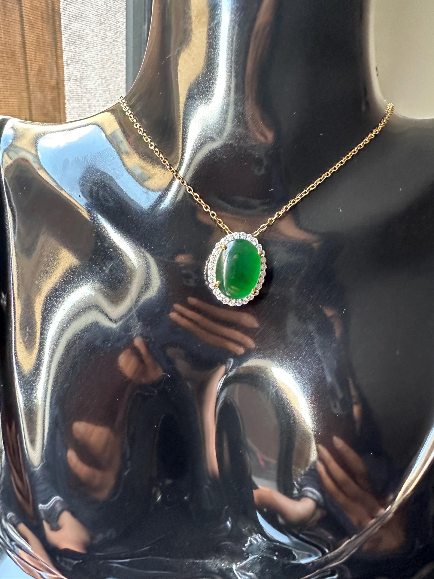Two way of Pendant or Ring in Natural Unheated Burmese Jadeite Jade(Type A) (6CT) with Natural Diamonds and 18K Solid Gold.