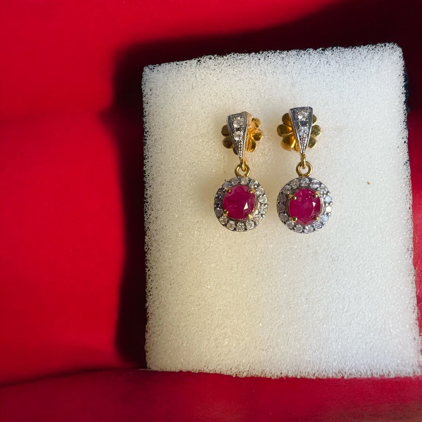 Teardrop style Natural unheated Burmese ruby (2CT) and natural diamond earrings in 20K solid gold