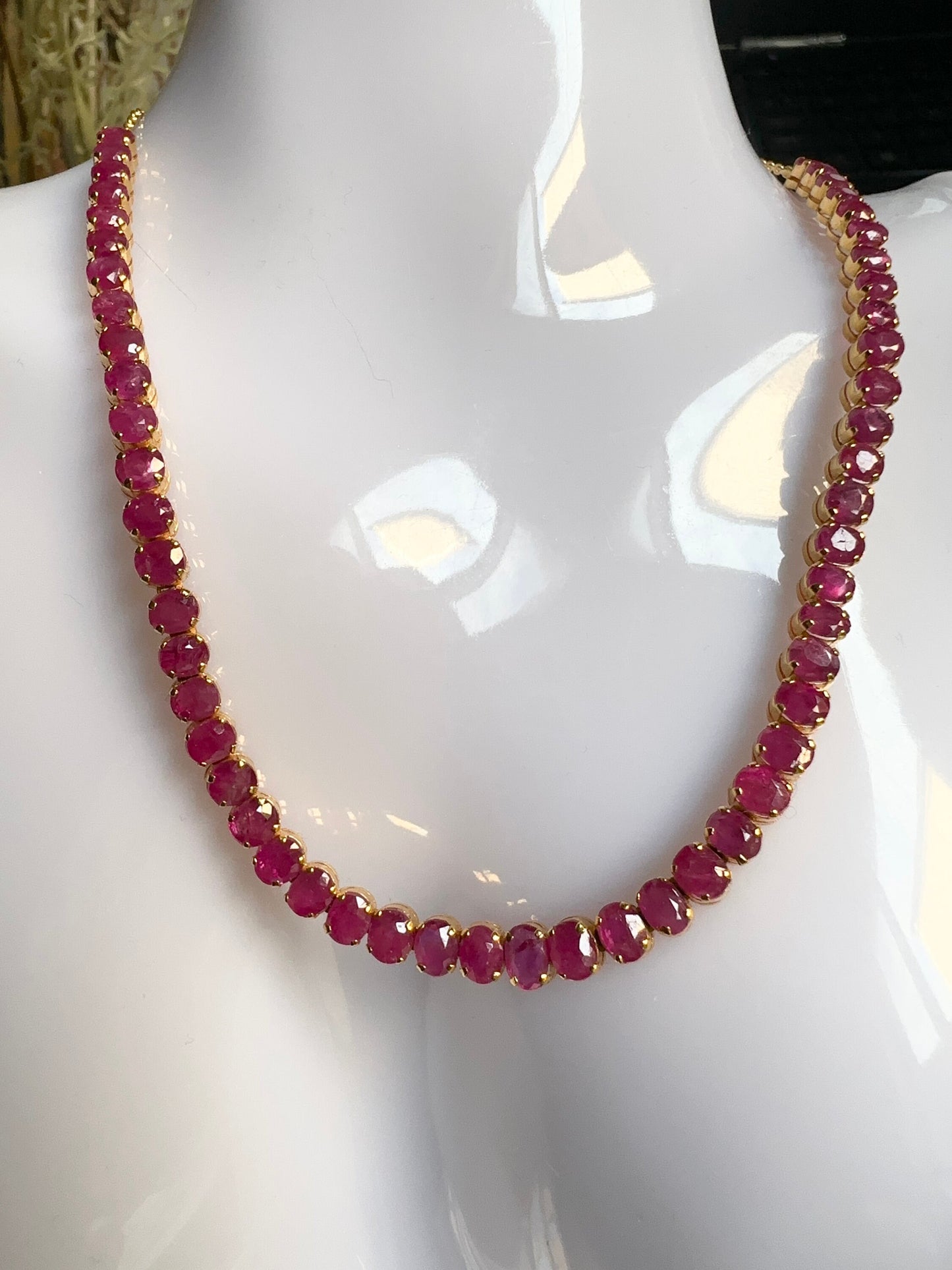 Total 21CT Natural Unheated Burma Ruby necklace/tennis necklace in 20K Gold