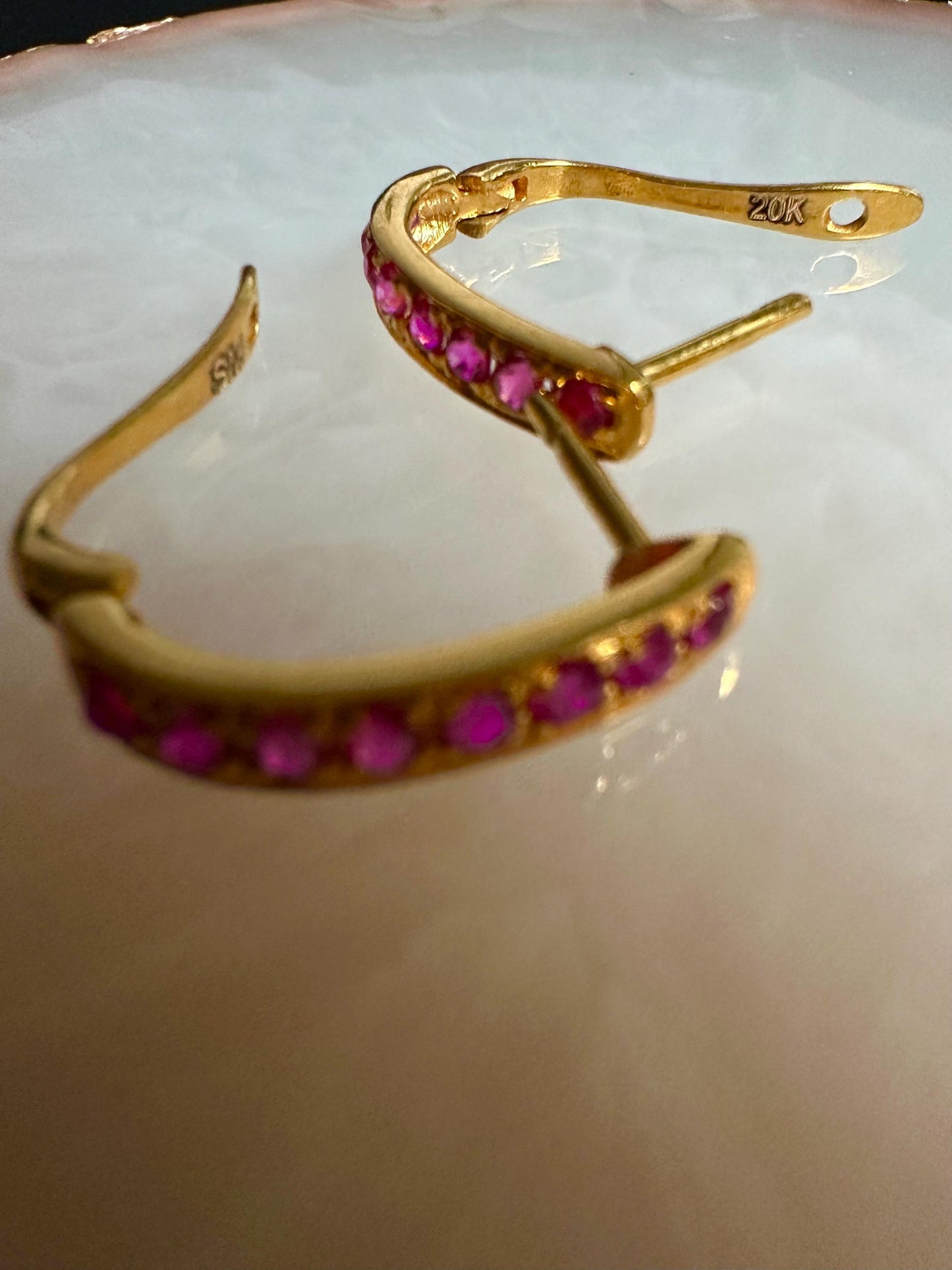 Natural Unheated Burmese Ruby (1.5CT) in 20K Solid Yellow Gold Earrings