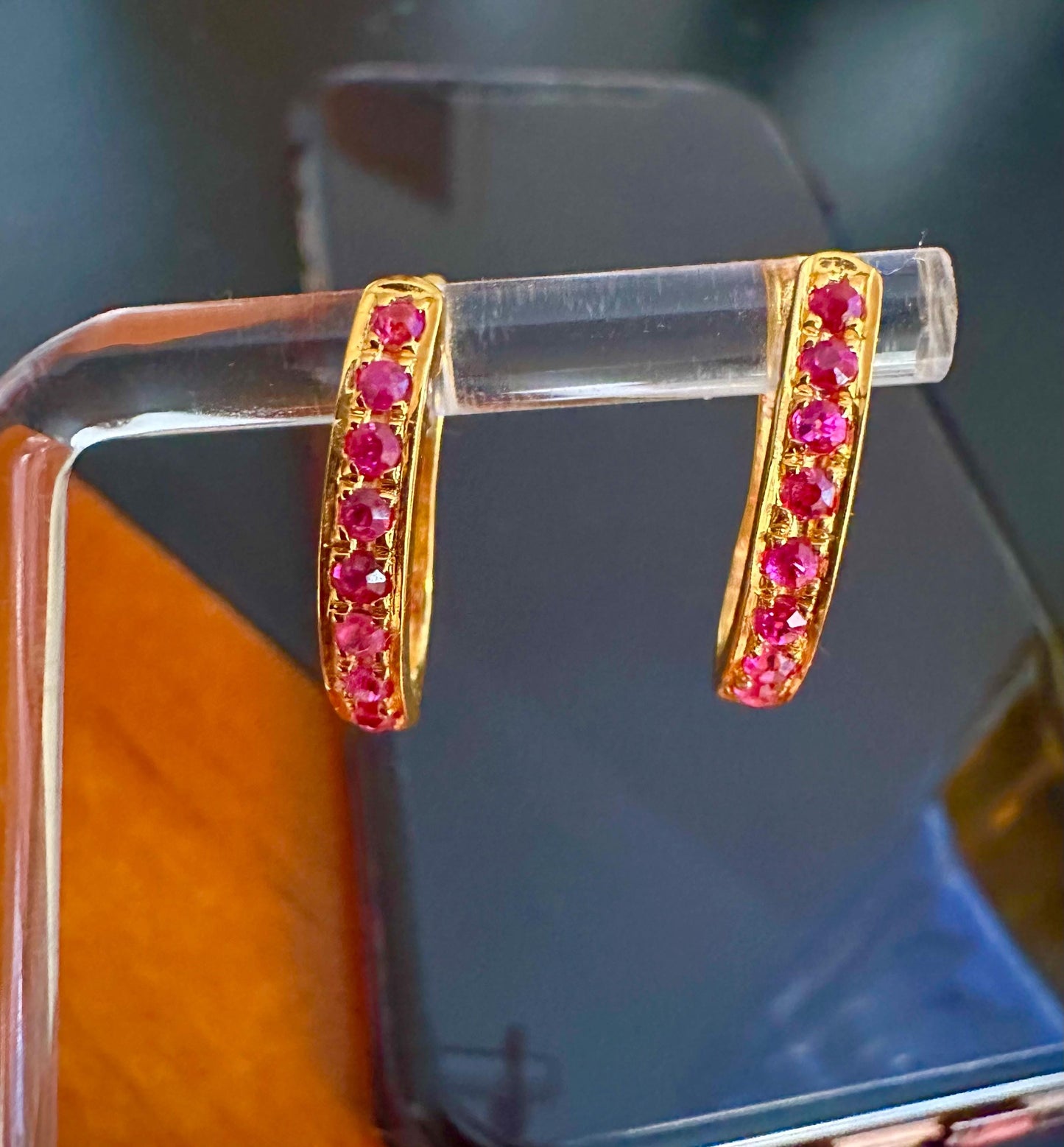 Natural Unheated Burmese Ruby (1.5CT) in 20K Solid Yellow Gold Earrings