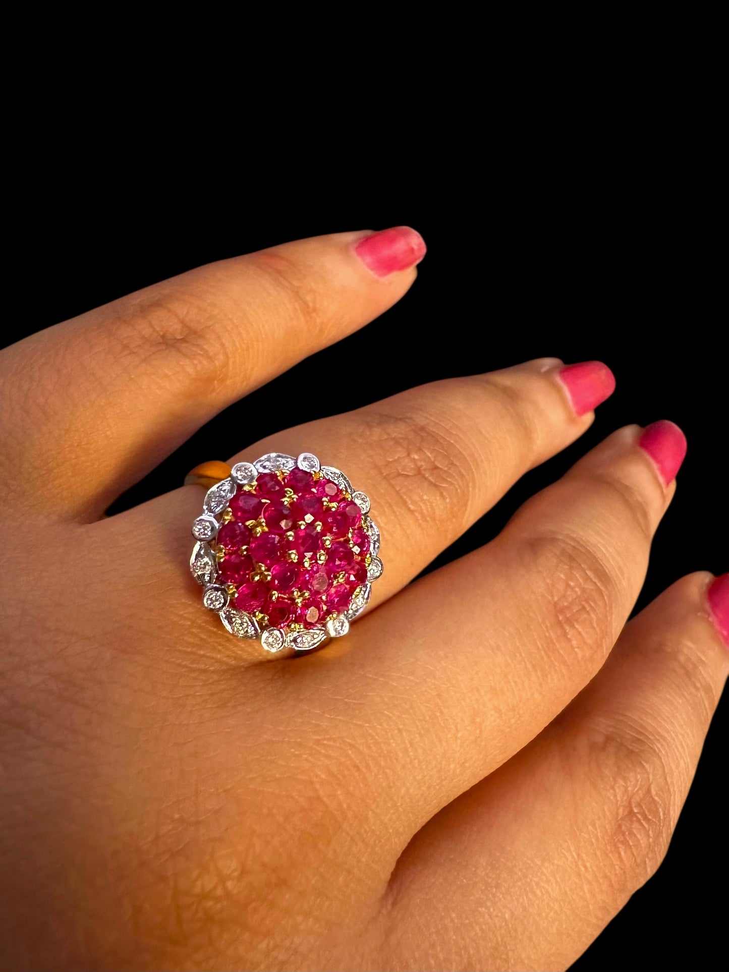 Pigeon Blood-Red Natural Unheated Burmese Ruby Sunburst Cluster Ring | Natural Diamonds | 20K Solid Gold