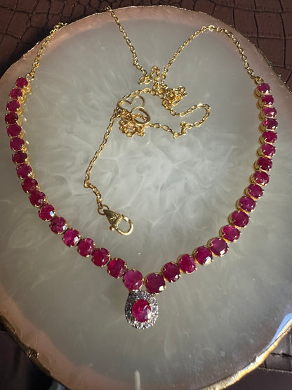 Eternal Red Elegance – Natural Unheated Burmese Ruby, Natural Diamonds & 18K Gold Masterpiece
