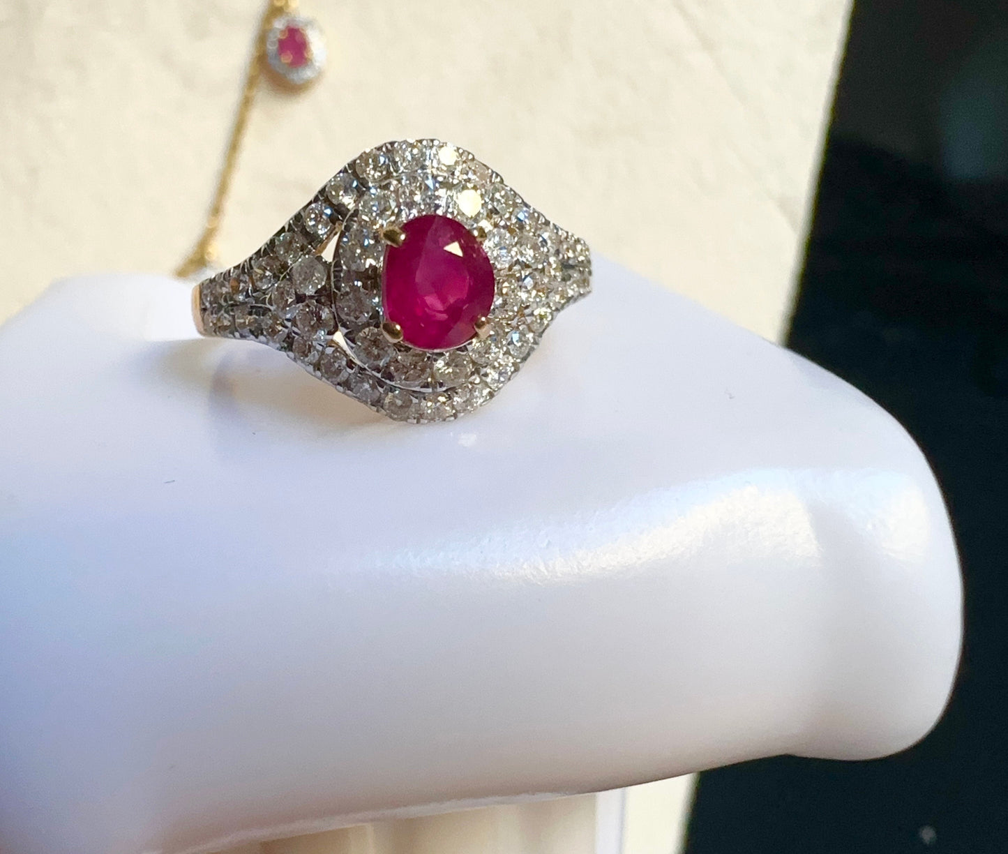 Natural Unheated Burmese Sapphires and Diamonds Earring with 20K Solid Gold