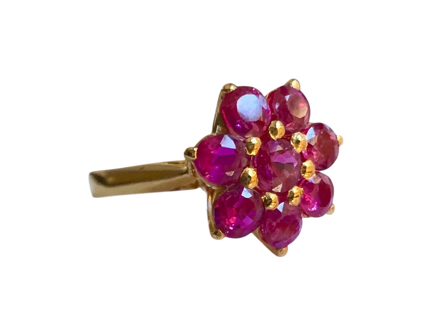 Stunning and Quality Ring - Natural Unheated Burmese Ruby (1.37CT) Ring set in 20K Solid Gold.