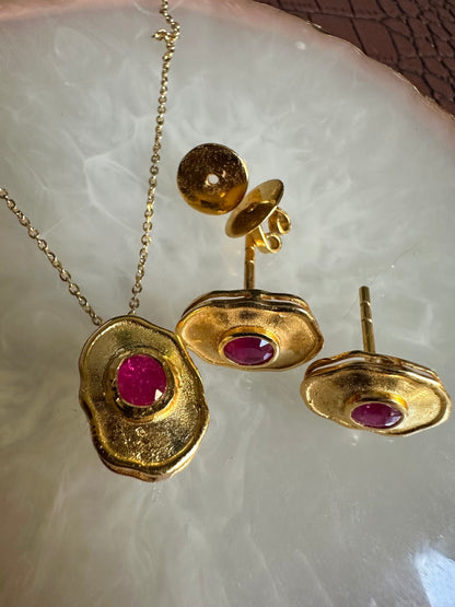 Hand-Hammered Artistic Gold and Natural Unheated Burmese Ruby Trio Set