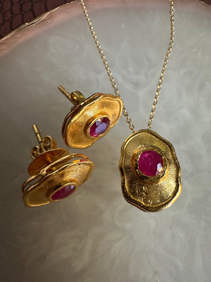 Hand-Hammered Artistic Gold and Natural Unheated Burmese Ruby Trio Set