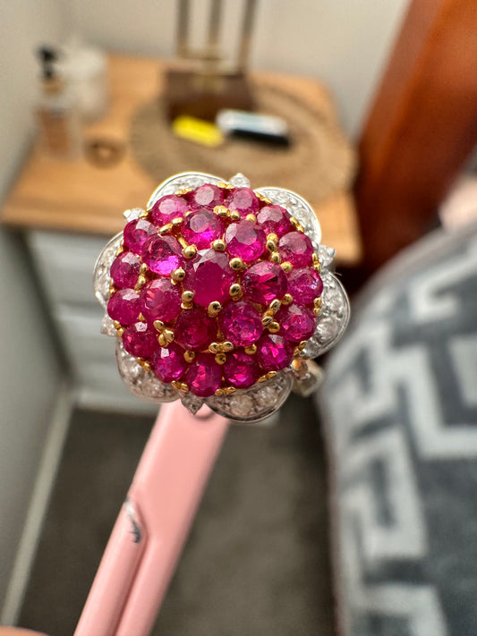 Pigeon Blood-Red Natural Unheated Burmese Ruby Sunburst Cluster Ring | Natural Diamonds | 20K Solid Gold