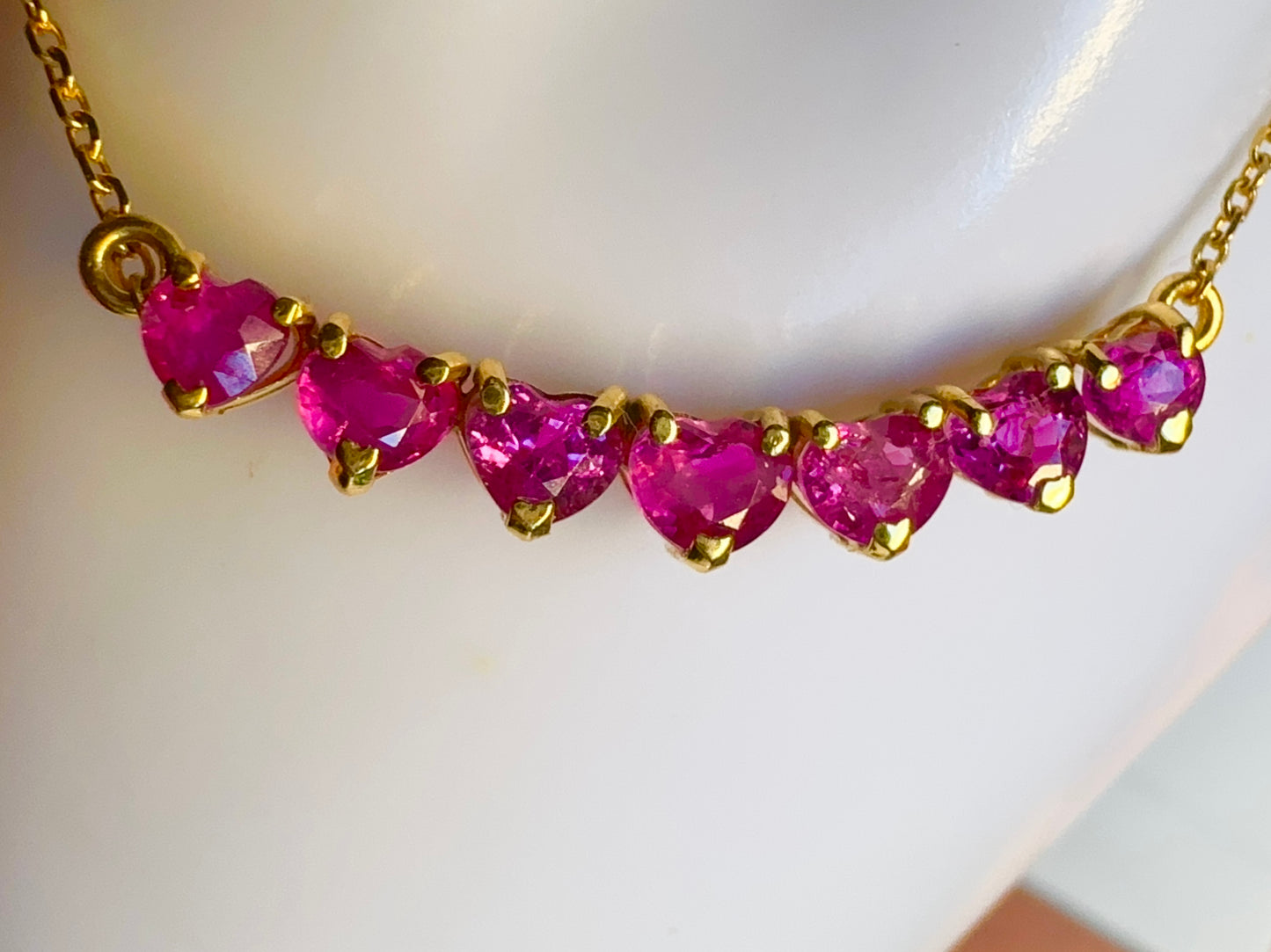 Heart-Shape Natural Unheated Burmese Ruby (2.25 CT) Pendant Necklace in 20K Solid Gold.