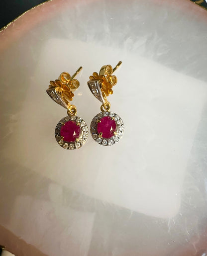 Teardrop style Natural unheated Burmese ruby (2CT) and natural diamond earrings in 20K solid gold