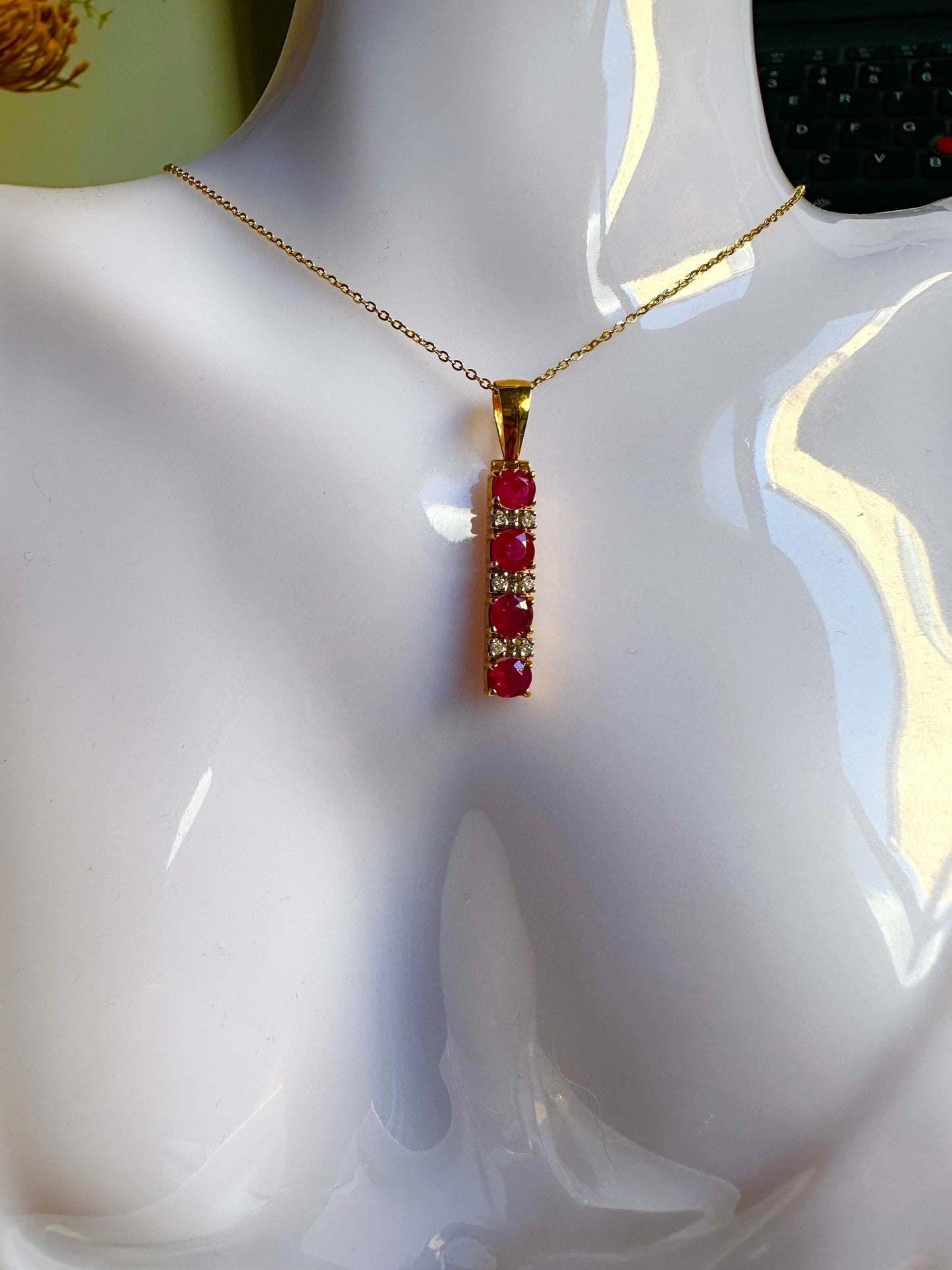 Total 4CT of Natural Unheated Burmese Ruby Dimond Earring & Total 2.50CT of NUB Ruby Diamonds Pendant Set