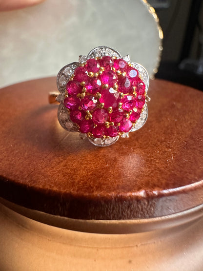 Pigeon Blood-Red Natural Unheated Burmese Ruby Sunburst Cluster Ring | Natural Diamonds | 20K Solid Gold
