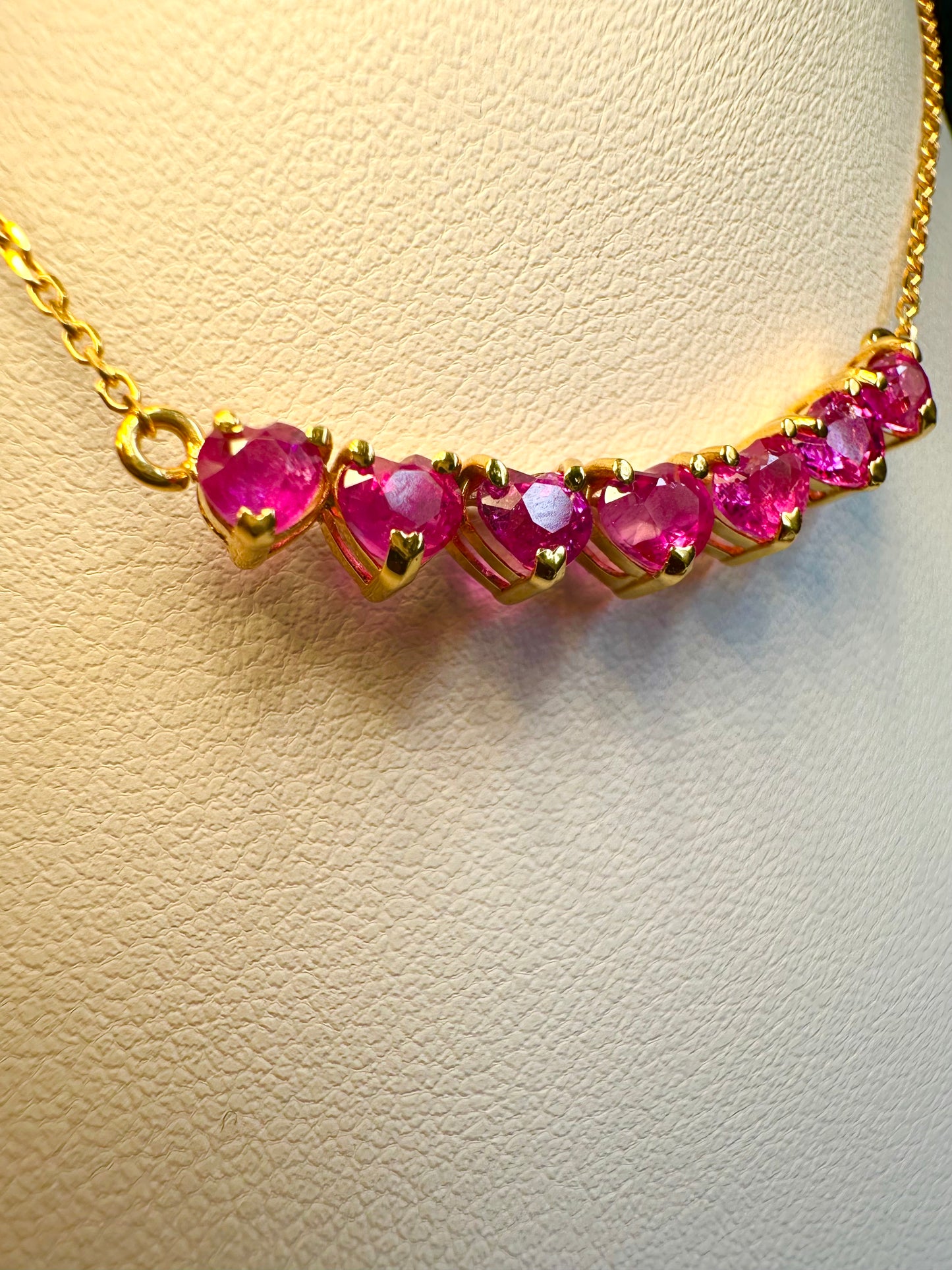 Heart-Shape Natural Unheated Burmese Ruby (2.25 CT) Pendant Necklace in 20K Solid Gold.