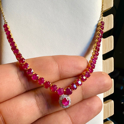 Eternal Red Elegance – Natural Unheated Burmese Ruby, Natural Diamonds & 18K Gold Masterpiece