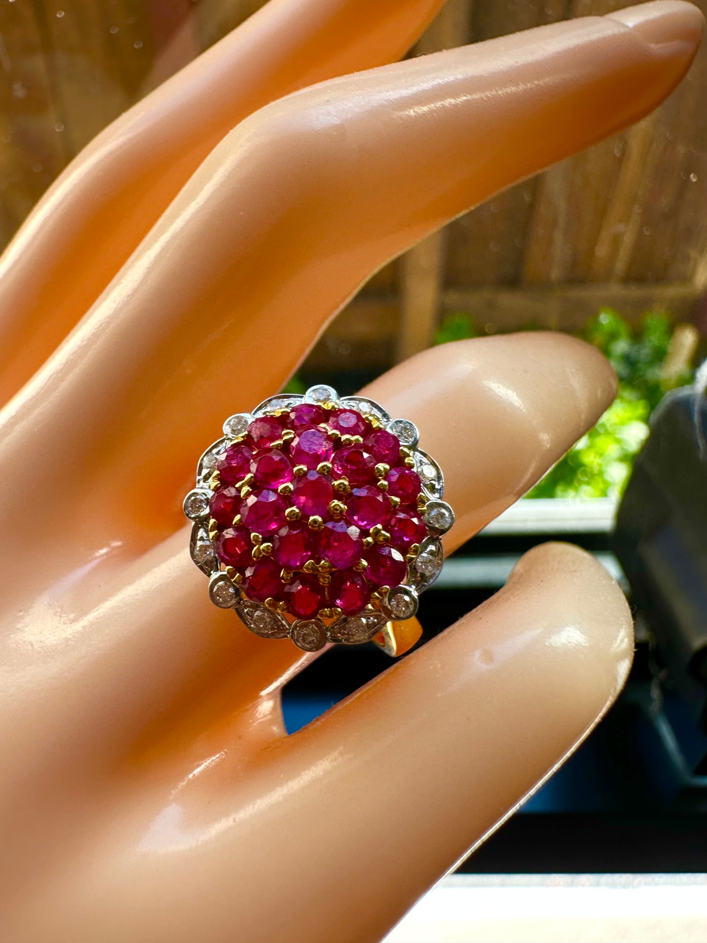 Pigeon Blood-Red Natural Unheated Burmese Ruby Sunburst Cluster Ring | Natural Diamonds | 20K Solid Gold
