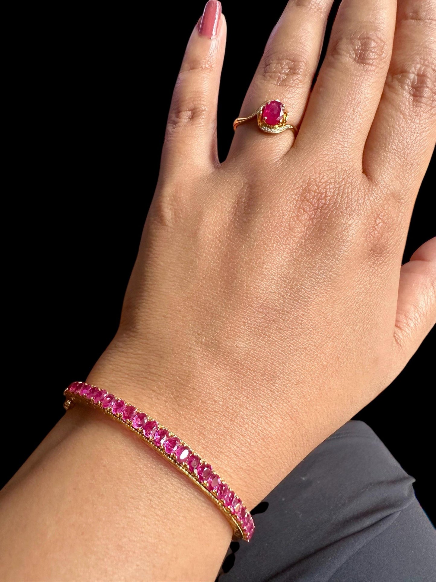 Natural Unheated Burmese Rubies Bangle in 18K Solid Gold