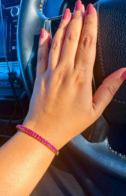 Natural Unheated Burmese Rubies Bangle in 18K Solid Gold