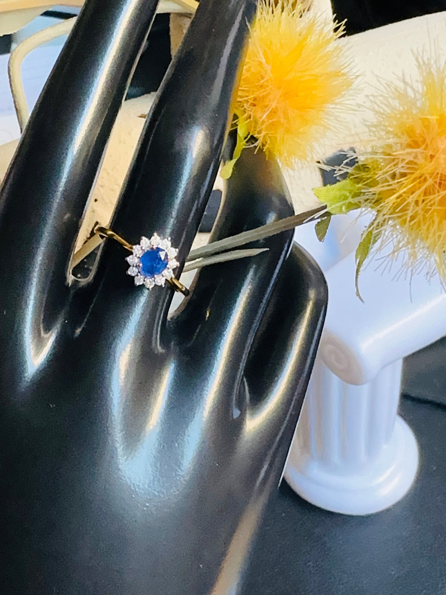 Natural Unheated Burmese Sapphires and Diamonds Earring with 20K Solid Gold